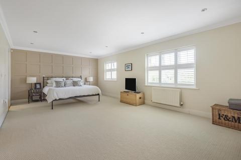 22 Deveraux Close, Beckenham, BR3 3GW