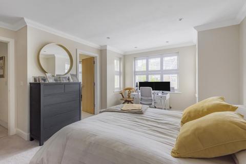 22 Deveraux Close, Beckenham, BR3 3GW
