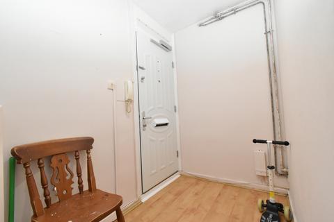 2 bedroom flat for sale, Southall, UB1 3NE