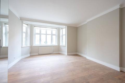 4 bedroom flat to rent - Putney Hill, Putney Heath, London, SW15