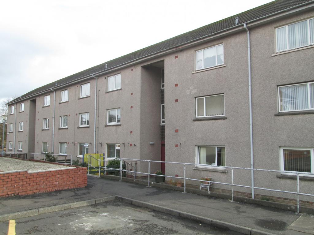 Whitehall Court, Maybole, Ayrshire, KA19 2 bed flat £425 pcm (£98 pw)