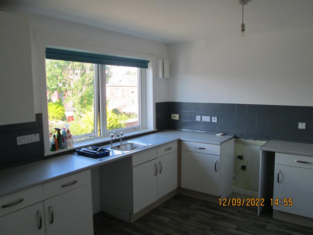 Whitehall Court, Maybole, Ayrshire, KA19 2 bed flat £425 pcm (£98 pw)