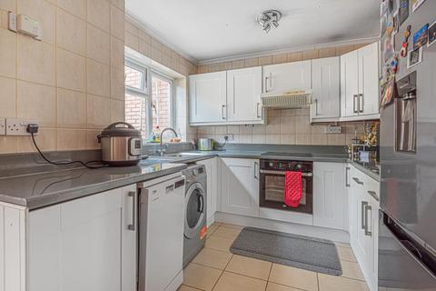 37 Liddell Way, Ascot, SL5 9UT
