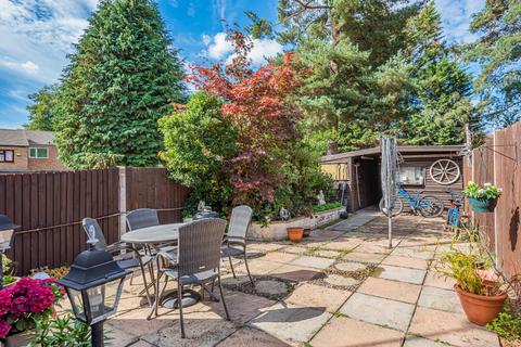 37 Liddell Way, Ascot, SL5 9UT