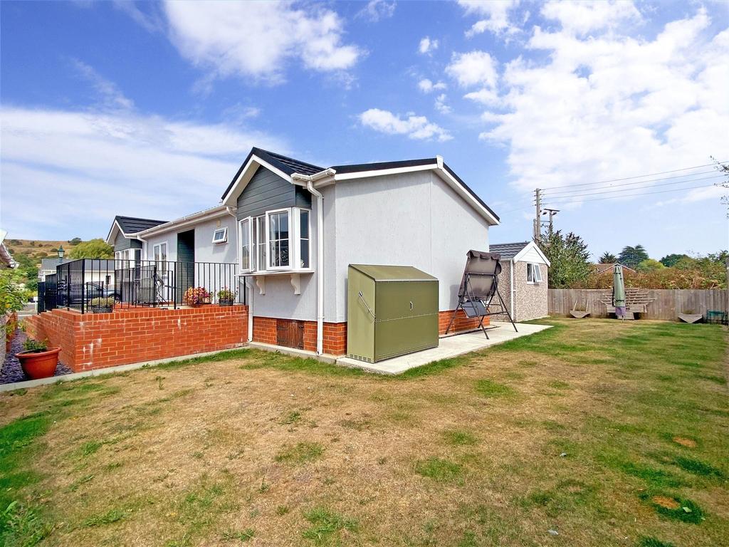 Oatfield Way, Willow Tree Farm, Hythe, Kent 2 bed park home for sale