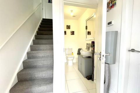 3 bedroom detached house for sale, Maes Sarn Wen, Four Crosses, Llanymynech, Powys, SY22