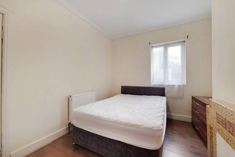 3 bedroom terraced house to rent - Reidhaven Road, Plumstead, London, SE18