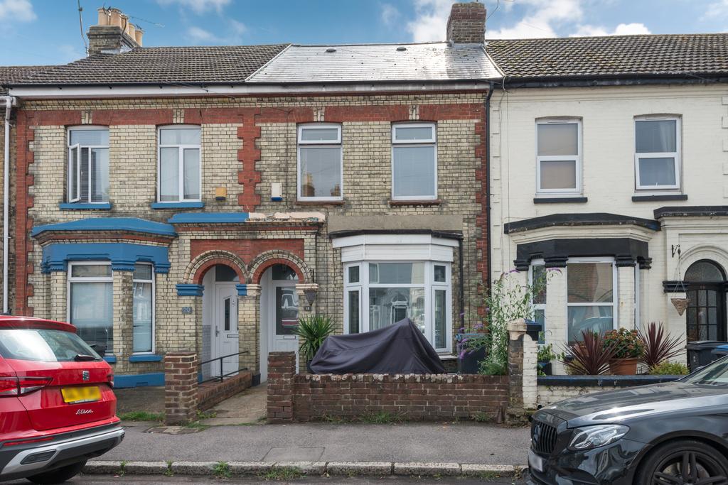 Buckland Avenue, Dover 3 bed terraced house £280,000