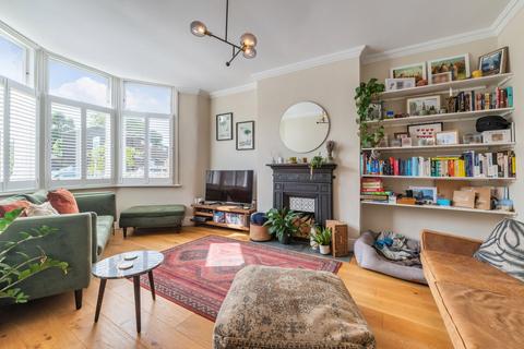 9a Thorncombe Road, London, SE22 8PX