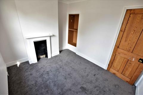 34 Hounslow Road, Hanworth, Feltham, TW13 6QH