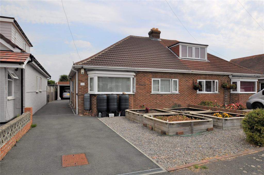 Perth Road, Gosport, Hampshire, PO13 2 bed bungalow for sale £325,000