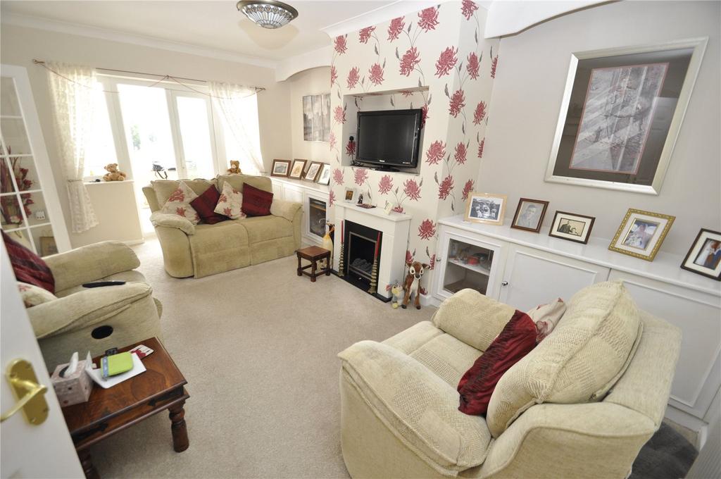 Perth Road, Gosport, Hampshire, PO13 2 bed bungalow £325,000