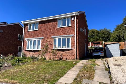 17 Austwick Close, Mapplewell, Barnsley, S75 5QF