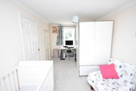 3 bedroom end of terrace house for sale - . 202 Riverside Road, Kirkfieldbank, ML11 9JJ