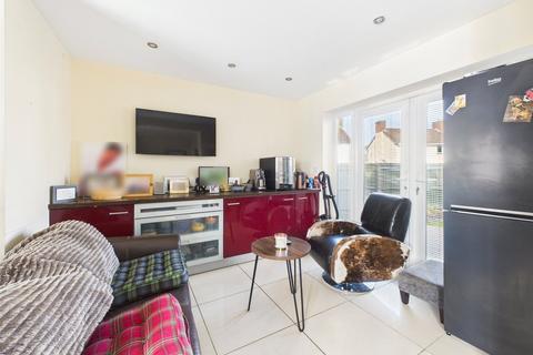 113 Barnwood Avenue, Gloucester, GL4 3AG