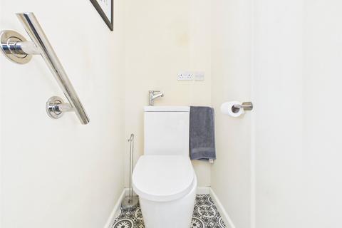 113 Barnwood Avenue, Gloucester, GL4 3AG