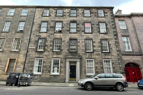 3 bedroom flat to rent, Lauriston Street, Tollcross, Edinburgh, EH3