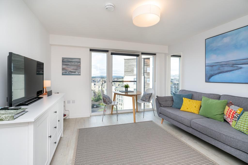 Couper Street, The Shore, Edinburgh, EH6 1 bed flat for sale £150,000