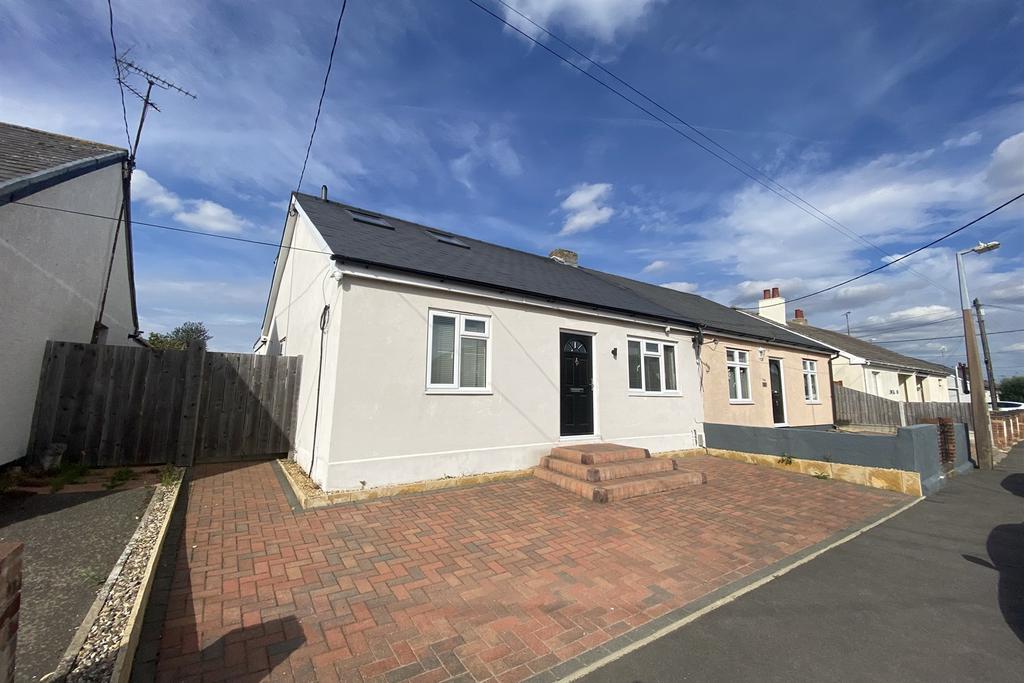 Clare Road, Braintree, CM7 4 bed semidetached house £1,600 pcm (£369 pw)