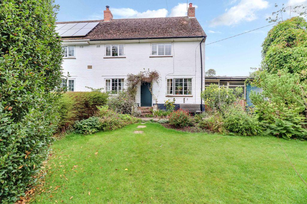 Pine Tree Cottage, Grantham Road, Ingoldsby, Grantham NG33 4EQ 3 bed