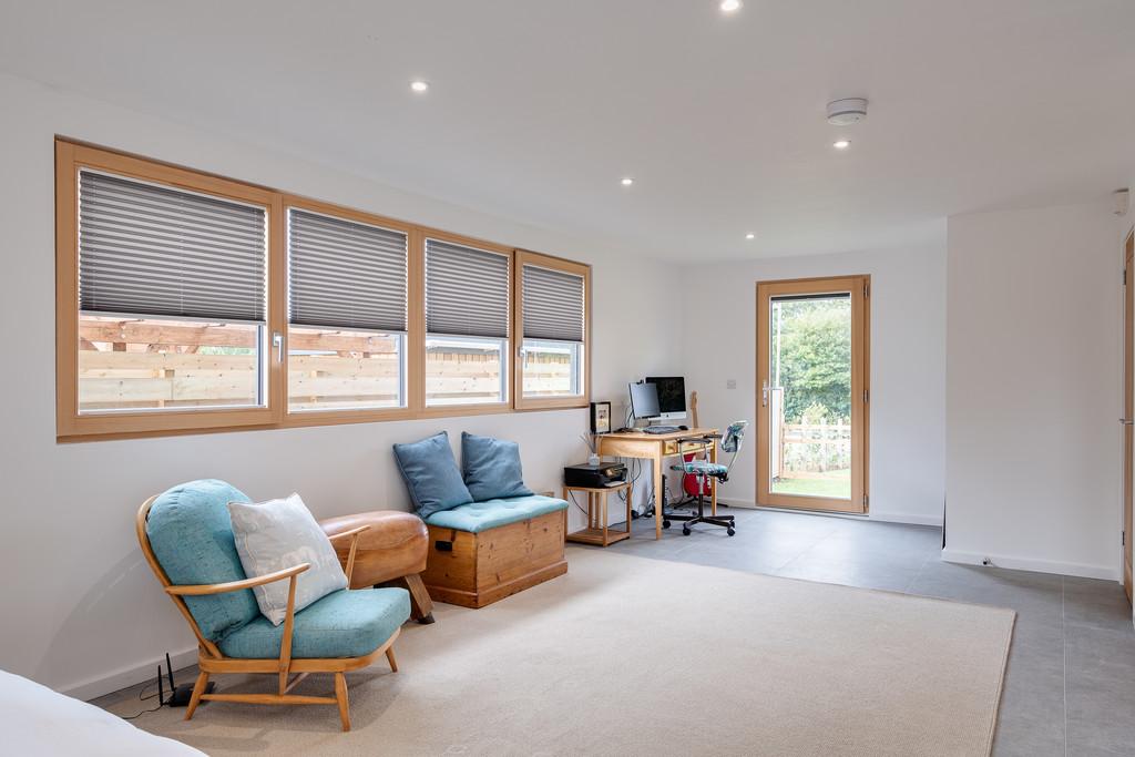 Ground floor en-suite double bedroom