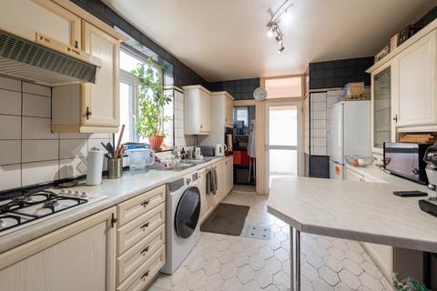14 King Edward Road, Leyton, London, E10 6LE