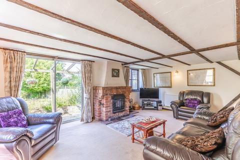 4 bedroom detached house for sale, School Road, Bradenham