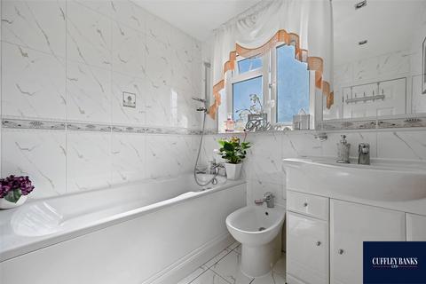 120 Rydal Crescent, Perivale, Greenford, UB6 8EQ