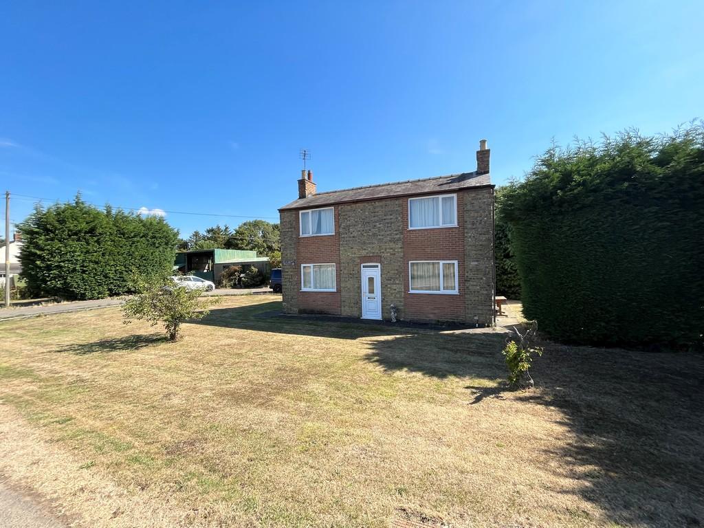 South Drove, Spalding 3 bed detached house for sale £205,000