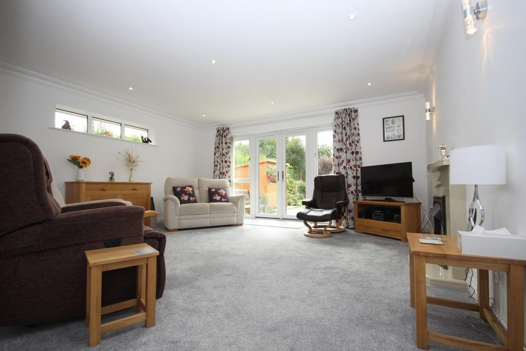 Hunts Pond Road, Park Gate 3 bed detached bungalow for sale £525,000