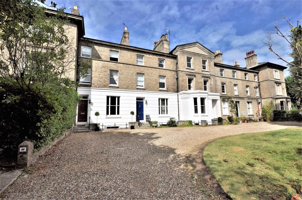 The Avenue, Colchester, CO3 3PA 4 bed terraced house £500,000