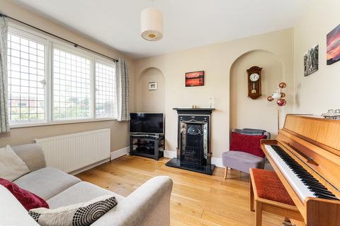 57 Nutter Lane, London, E11 2JA