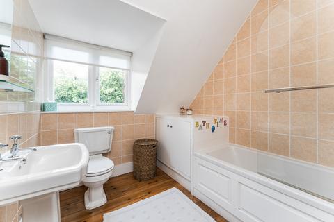 57 Nutter Lane, London, E11 2JA