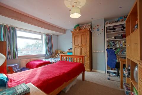 15 Guys Close, Warwick, CV34 5JH