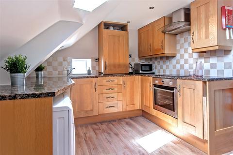 2 bedroom maisonette to rent, Bondgate Within, Alnwick, Northumberland, NE66