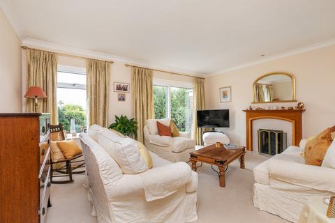 19 Bereweeke Way, Winchester, SO22 6BJ