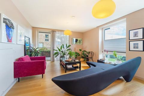 2 bedroom apartment to rent - Copland Court, Brentford Lock West, Brentford, TW8