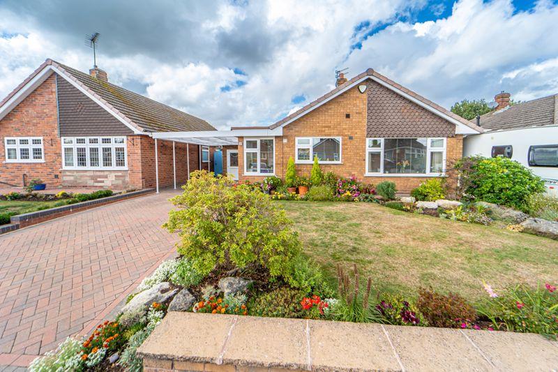 Dewsbury Drive, Penn, Wolverhampton 2 bed detached bungalow £365,000