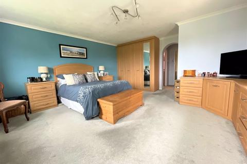 4 bedroom detached house for sale - Edingworth Road, Edingworth - Rare Opportunity!