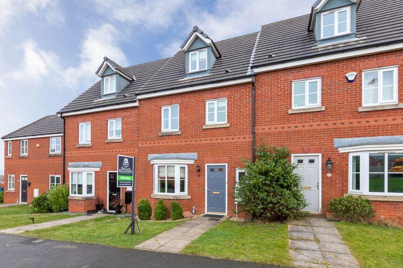 Hartley Green Gardens, Billinge, WN5 7GB 4 bed terraced house £1,000