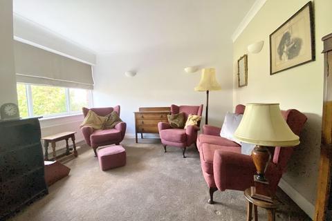 4 Hillmorton Road, Sutton Coldfield, B74 4SG