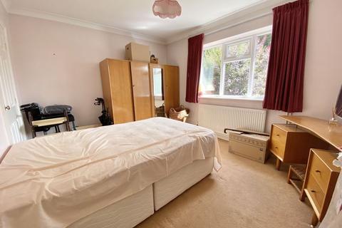 4 Hillmorton Road, Sutton Coldfield, B74 4SG