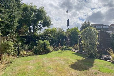 4 Hillmorton Road, Sutton Coldfield, B74 4SG