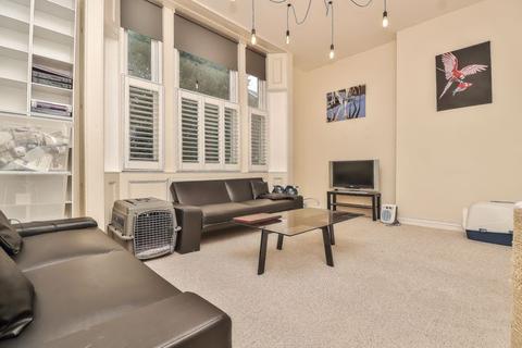 2 bedroom ground floor flat for sale - Elphinstone Road, Southsea