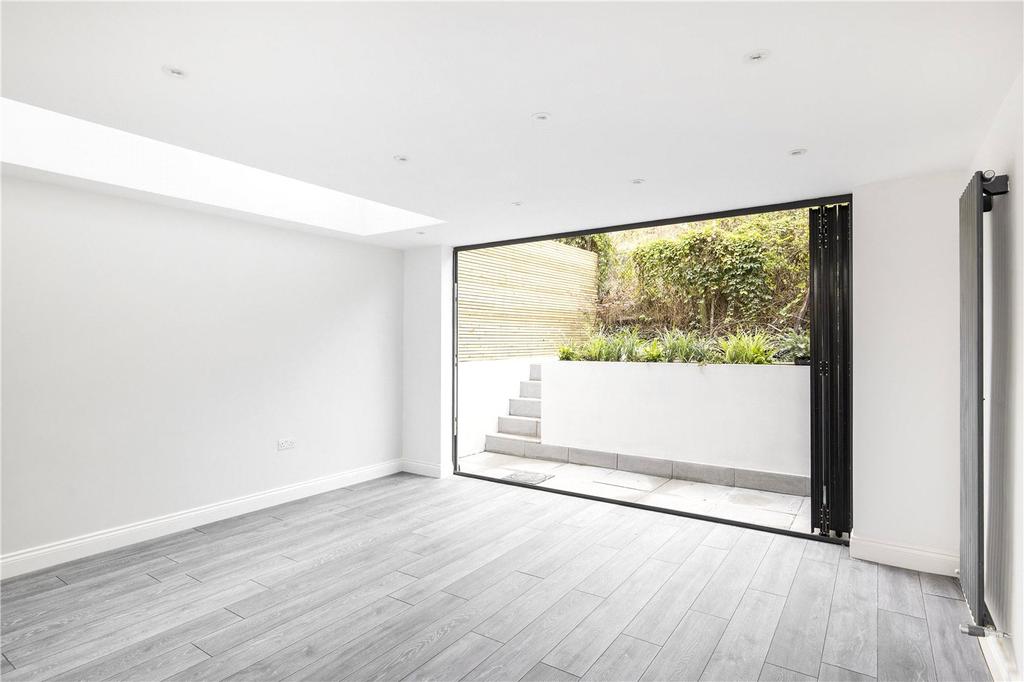Family/Dining Room
