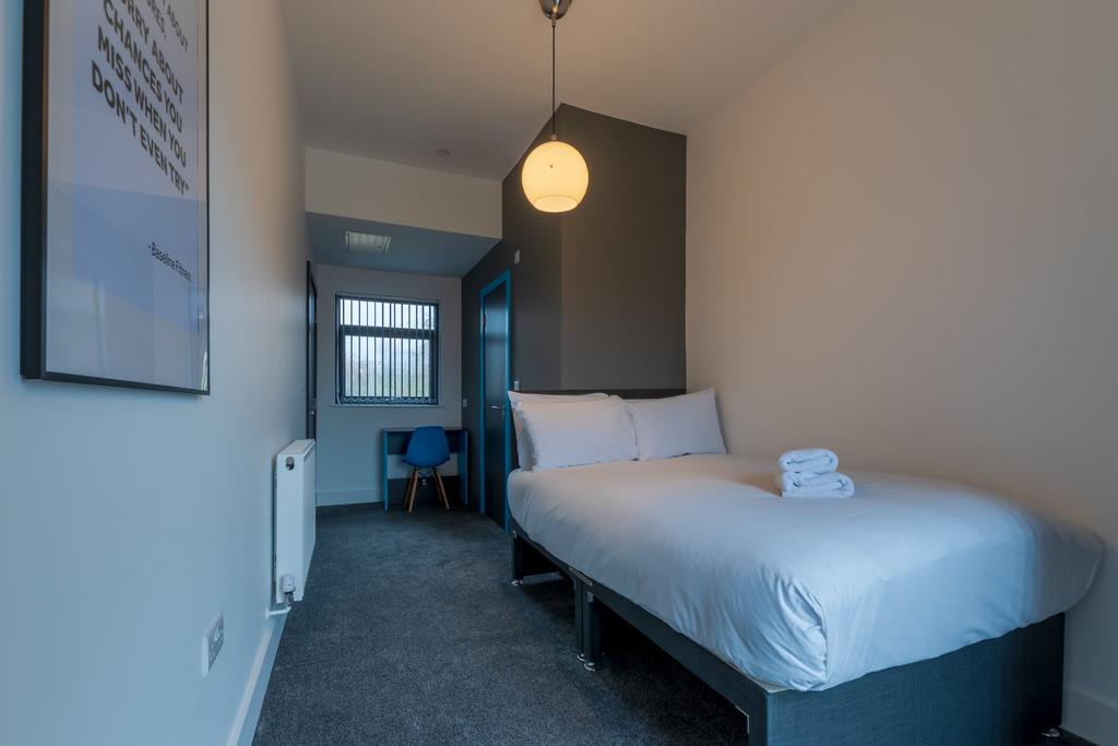 111 Fabian Way, The Vale Of Neath, Port Tennant 1 bed in a house share