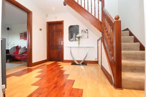 20 Bradgers Hill Road, Luton, LU2 7EL