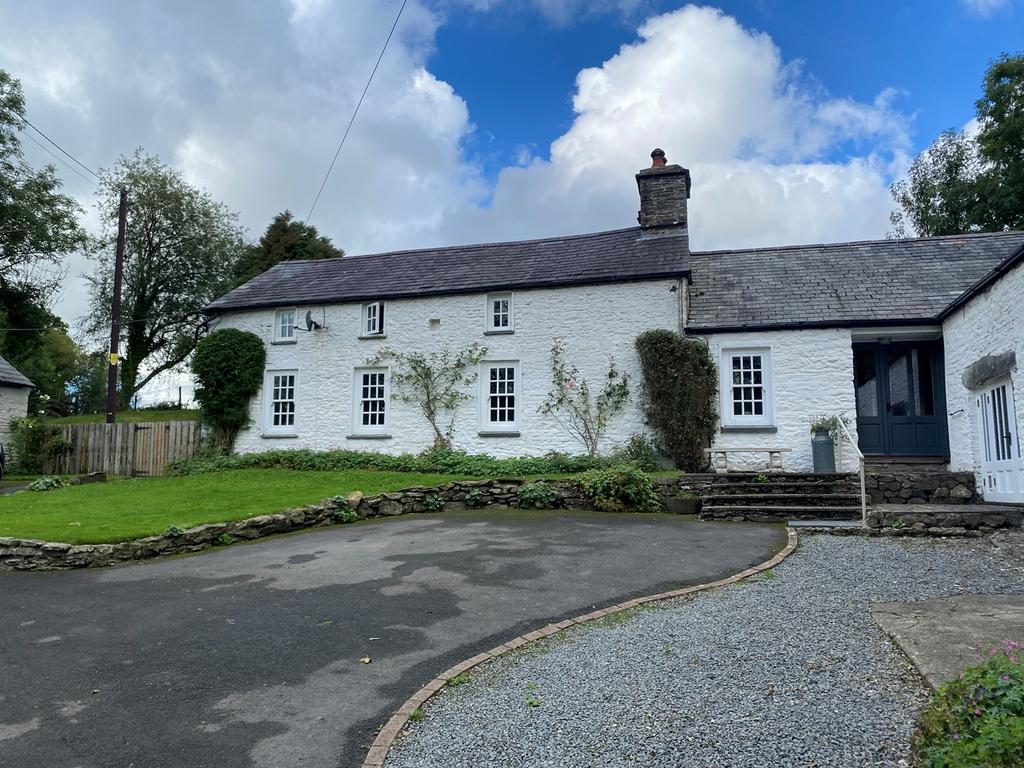 Pontsian, Llandysul, SA44 5 bed property with land for sale £725,000