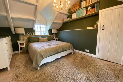 5 bedroom property with land for sale - Pontsian, Llandysul, SA44