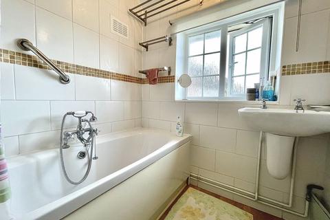 5 Darenth Lane, South Ockendon, RM15 5LY